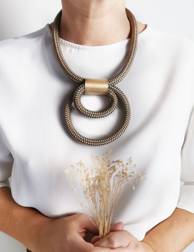 - Inside - Donna - C005